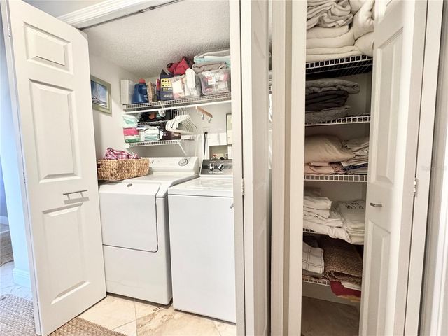 8214 ROLLA COURT, Orlando, FL 32836