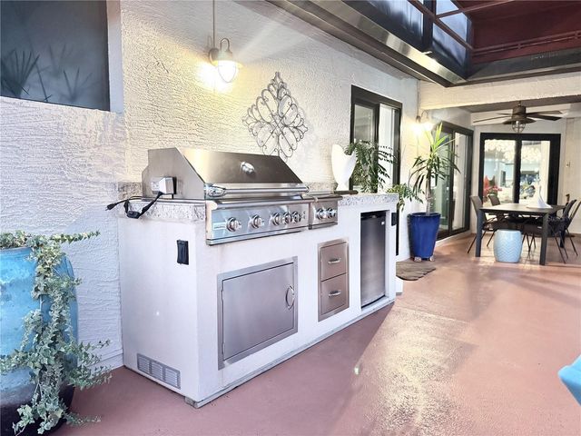 8214 ROLLA COURT, Orlando, FL 32836