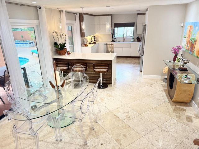 8214 ROLLA COURT, Orlando, FL 32836