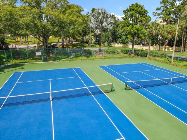 8214 ROLLA COURT, Orlando, FL 32836