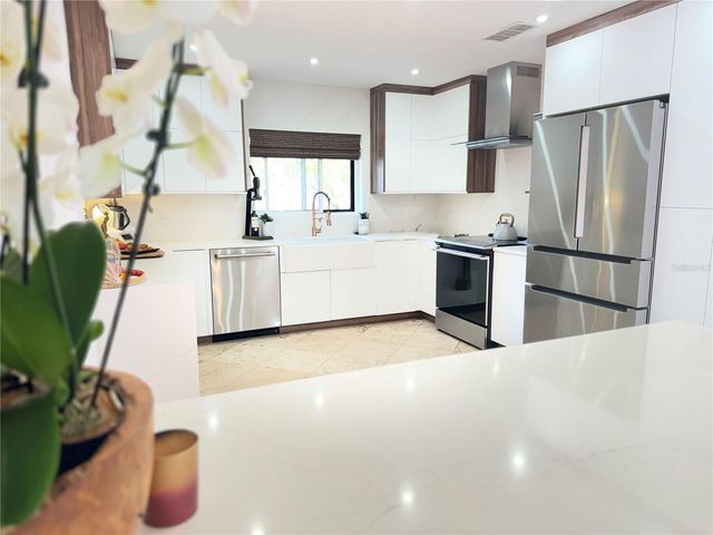 8214 ROLLA COURT, Orlando, FL 32836