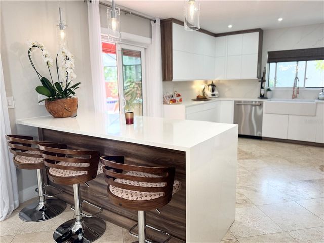 8214 ROLLA COURT, Orlando, FL 32836