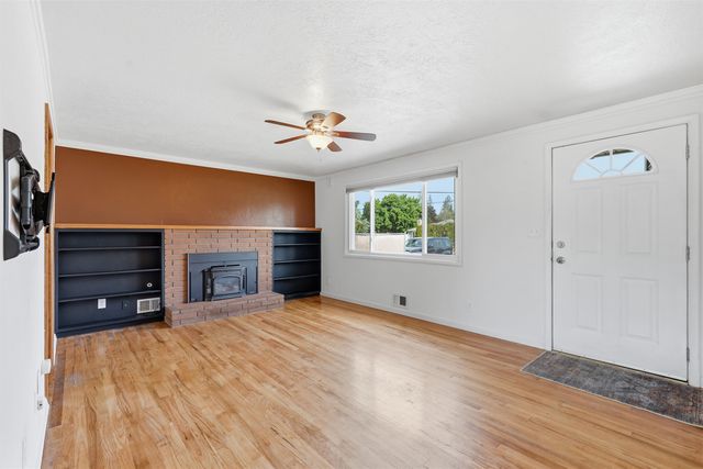 4011 W Everett Ave, Spokane, WA 99205