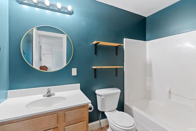 2515 Oriole Lane, Warsaw, IN 46580