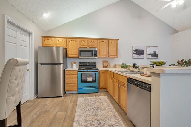 8891 Linksway Drive, Powell, OH 43065
