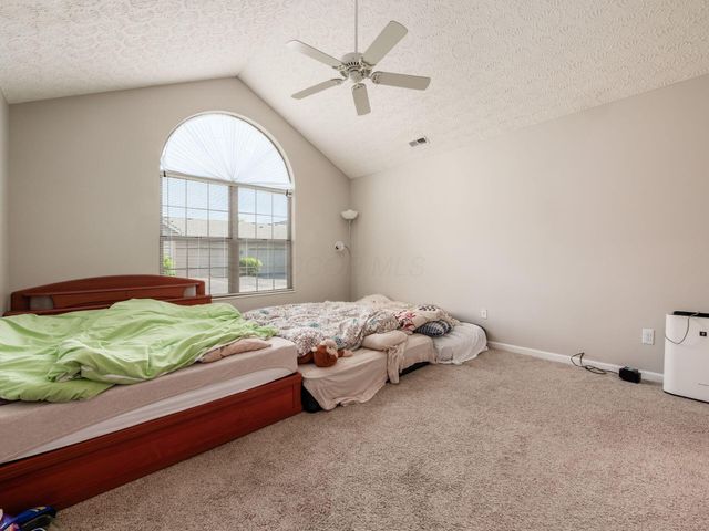 8891 Linksway Drive, Powell, OH 43065