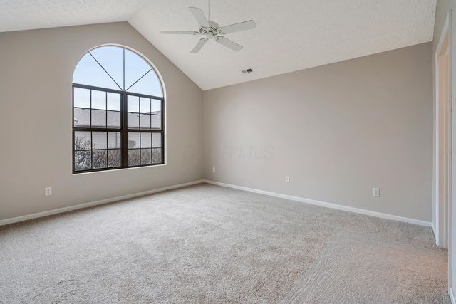 8891 Linksway Drive, Powell, OH 43065