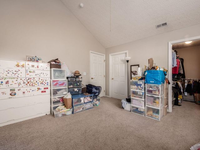 8891 Linksway Drive, Powell, OH 43065