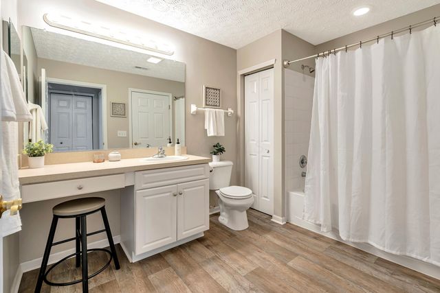 8891 Linksway Drive, Powell, OH 43065