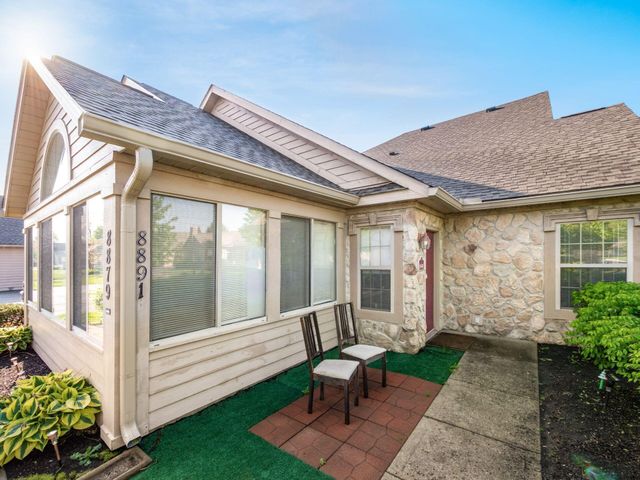 8891 Linksway Drive, Powell, OH 43065