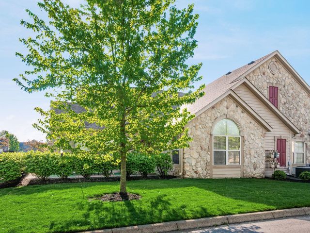 8891 Linksway Drive, Powell, OH 43065