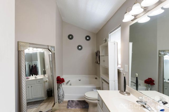 5782 Dove Point Drive SW, Concord, NC 28025
