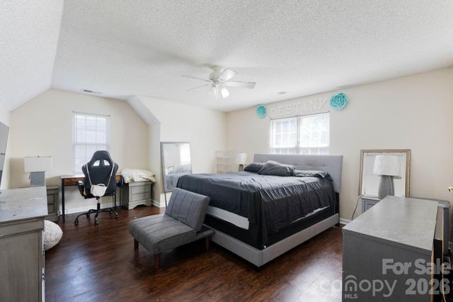 5782 Dove Point Drive SW, Concord, NC 28025