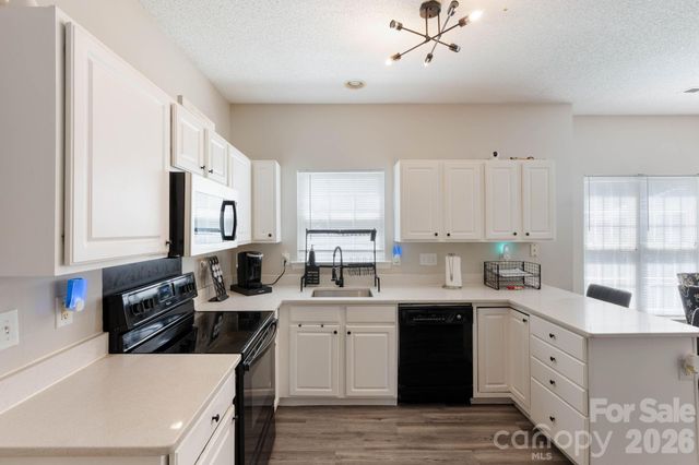 5782 Dove Point Drive SW, Concord, NC 28025