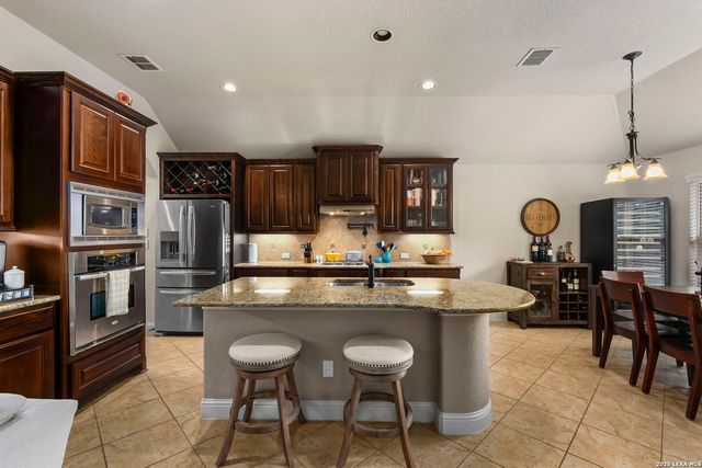 27050 Sable Run, Boerne, TX 78015