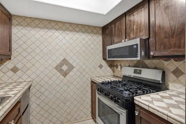 4085 Young Street, Pasadena, TX 77504