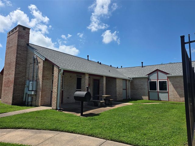 4085 Young Street, Pasadena, TX 77504