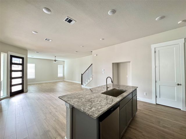 813 Meadowcrest Drive, Plano, TX 75075