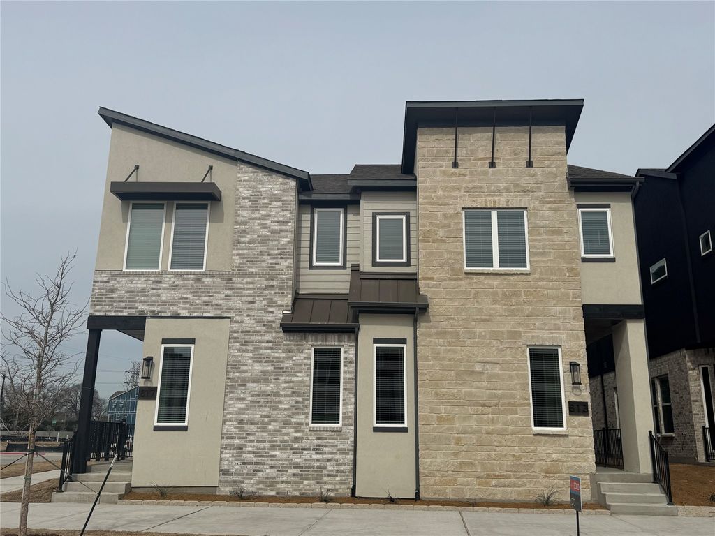 813 Meadowcrest Drive, Plano, TX 75075