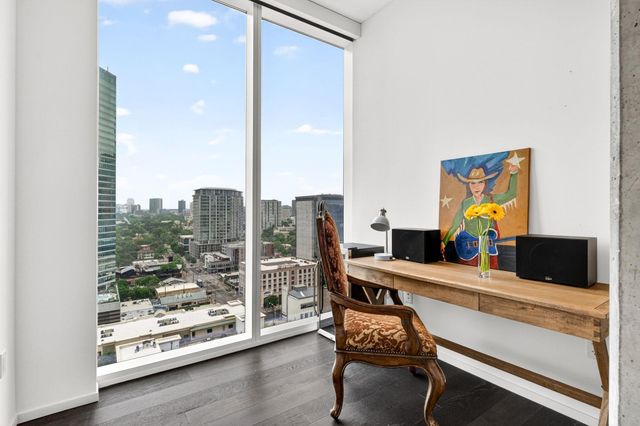 301 West Ave 1804, Austin, TX 78701