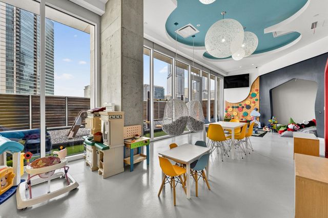 301 West Ave 1804, Austin, TX 78701
