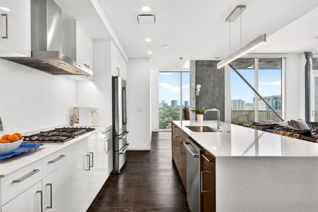 301 West Ave 1804, Austin, TX 78701