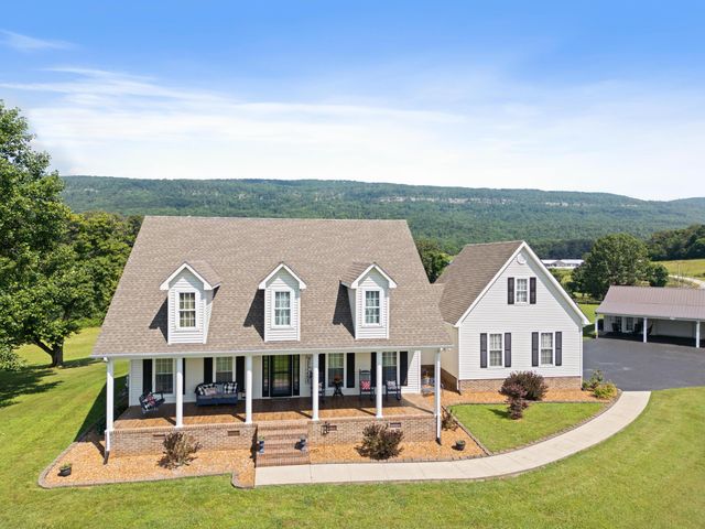 115 Main Street, Pikeville, TN 37367