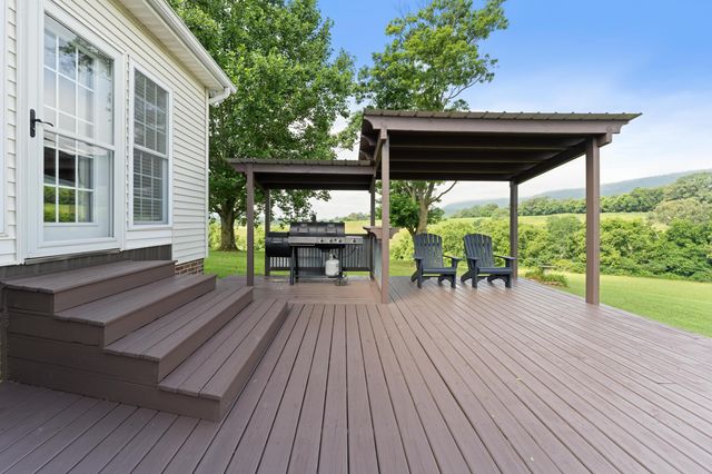 115 Main Street, Pikeville, TN 37367