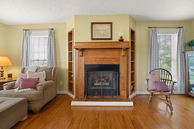 115 Main Street, Pikeville, TN 37367