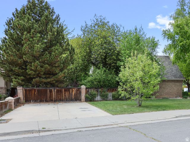 894 E 700 S, Springville, UT 84663