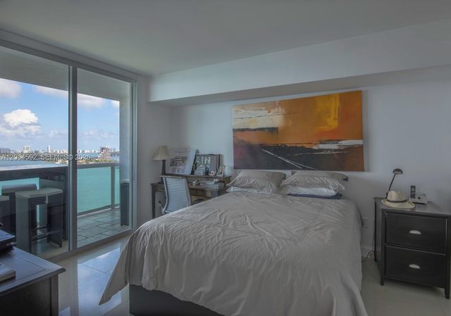 1800 N Bayshore Drive 2209, Miami, FL 33132
