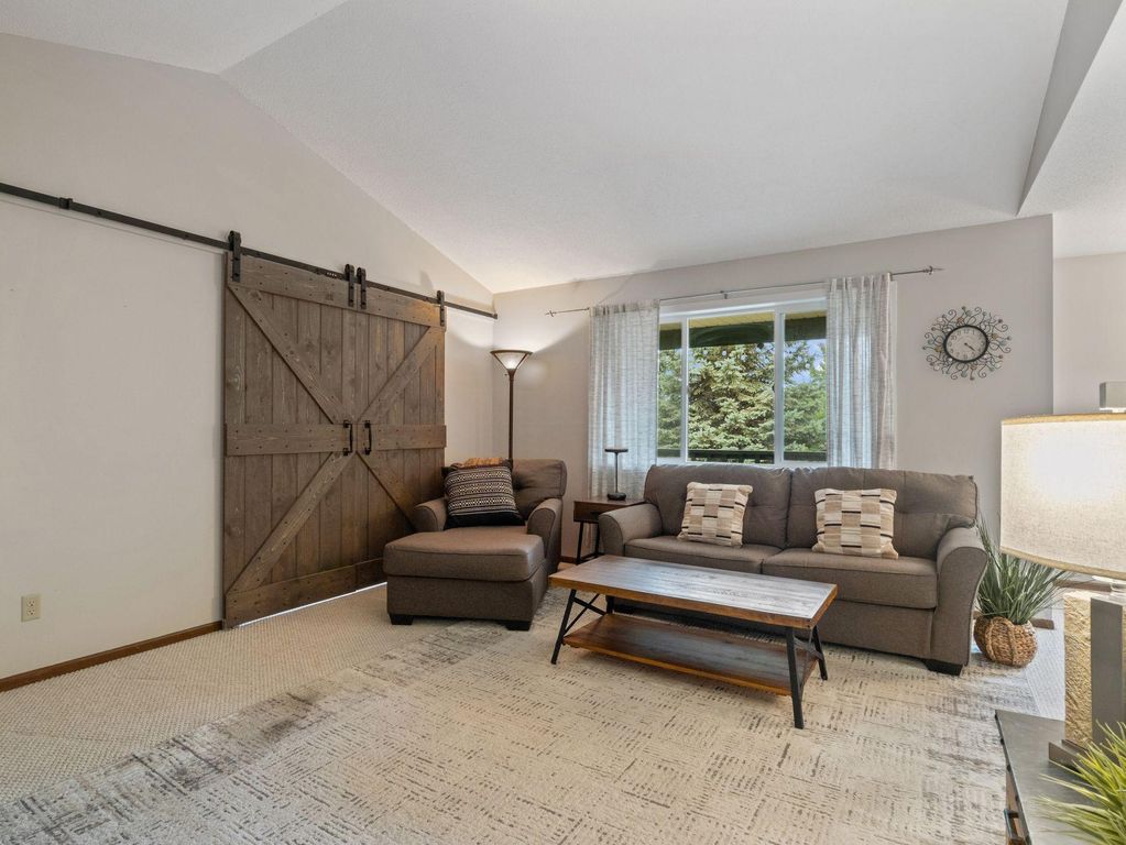 450 Etna Street 201, Saint Paul, MN 55106 — photo 4