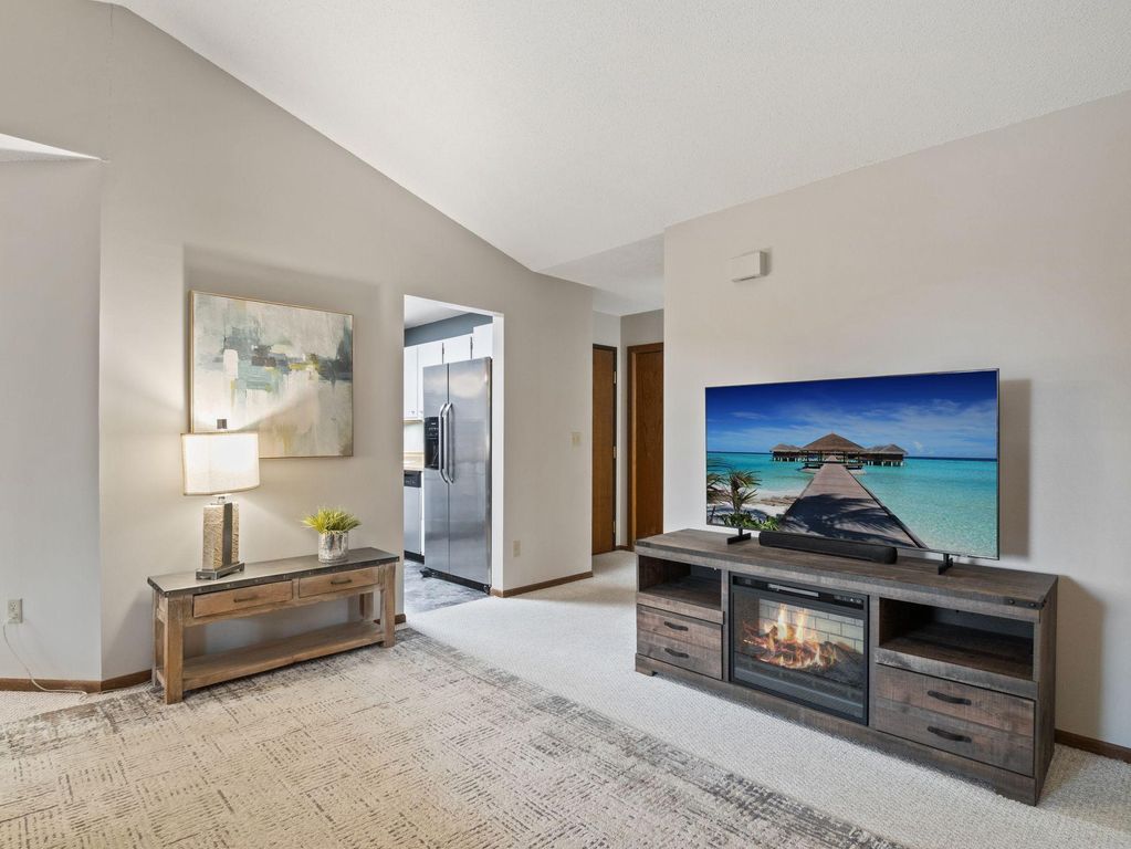 450 Etna Street 201, Saint Paul, MN 55106 — photo 5
