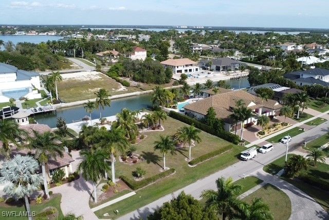 1668 McIlvaine CT, Marco Island, FL 34145