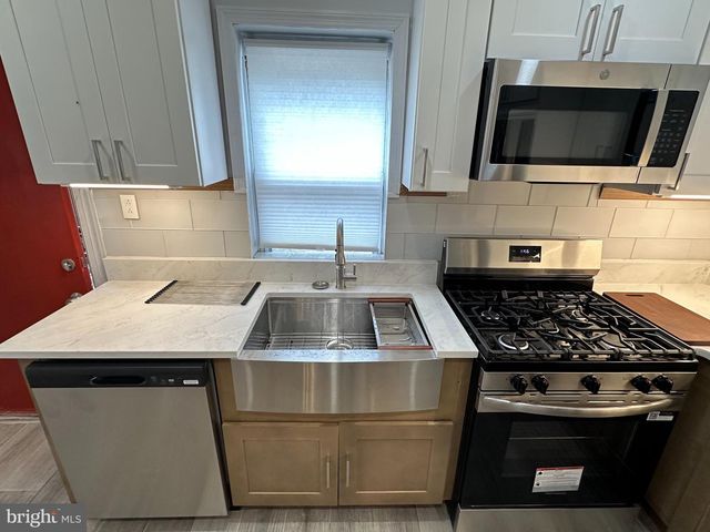 5620 DEVON ST, Philadelphia, PA 19138