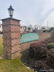 101 Sylvan Avenue 44, Miller Place, NY 11764