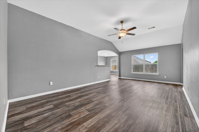 3011 Watercrest Drive, Sanger, TX 76266