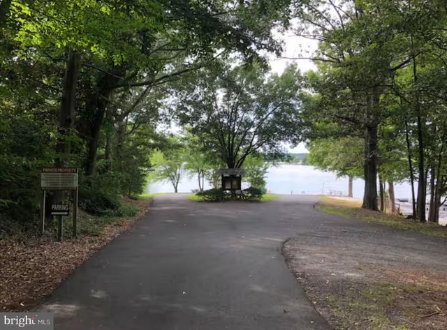 6200 JULIAN LN, Mineral, VA 23117