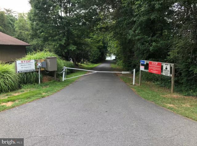 6200 JULIAN LN, Mineral, VA 23117