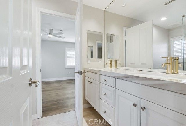 57 Arborside, Irvine, CA 92603