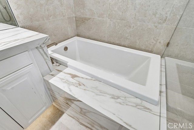 57 Arborside, Irvine, CA 92603