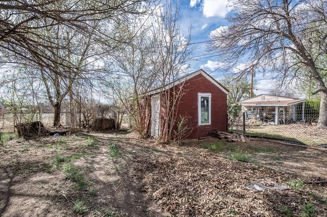 1215 Claremont Ave, Pueblo, CO 81004