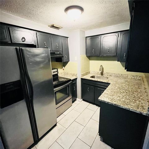 502 CALHOUN AVENUE, Seffner, FL 33584