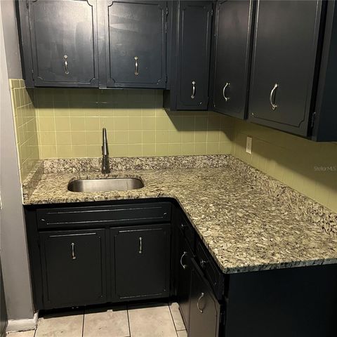 502 CALHOUN AVENUE, Seffner, FL 33584