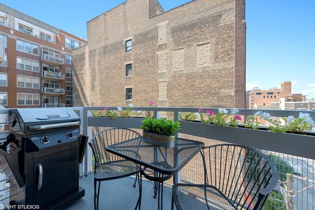 933 W VAN BUREN Street 527, Chicago, IL 60607