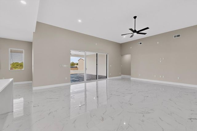 5444 Tecamec Road NE, Rio Rancho, NM 87144
