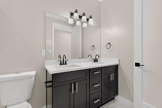 5444 Tecamec Road NE, Rio Rancho, NM 87144