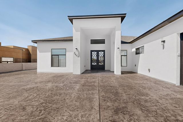 5444 Tecamec Road NE, Rio Rancho, NM 87144