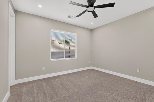 5444 Tecamec Road NE, Rio Rancho, NM 87144