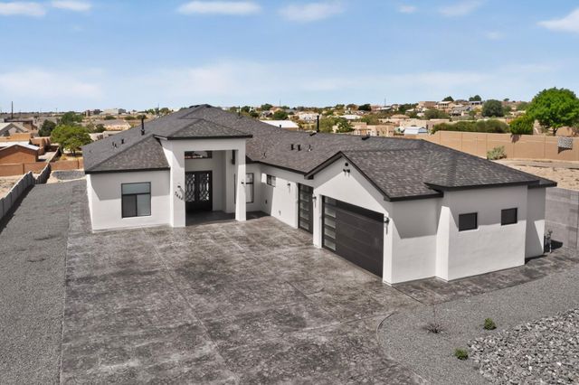 5444 Tecamec Road NE, Rio Rancho, NM 87144